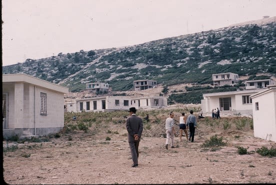 La préfecture a accordé les permis de construire alors que les terrains n’étaient pas viabilisés / Archives municipales de Carnoux-en-Provence