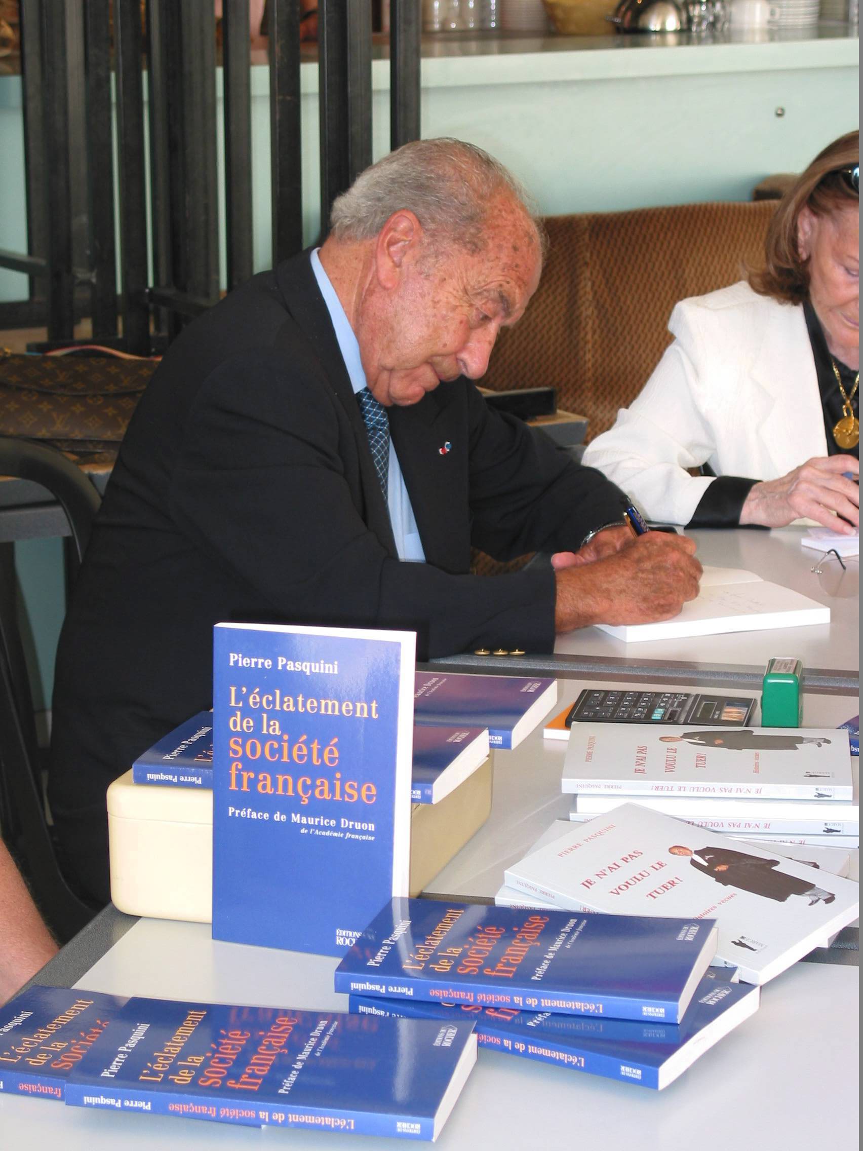 Pierre Pasquini (RPR) est nommé ministre des Anciens combattants et Victimes de guerre / Nice-Matin