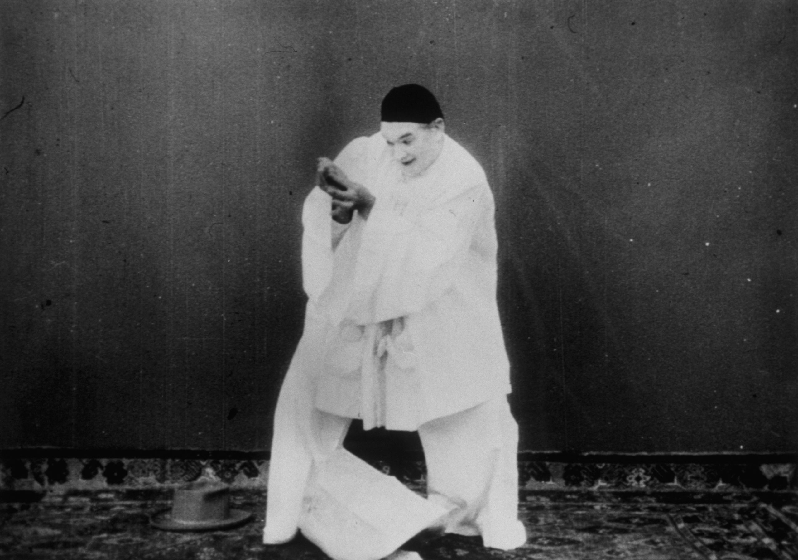 « Pierrot et la mouche », réalisé par Louis Lumière à La Ciotat en 1896 (avec Félicien Trewey) / Institut Lumière