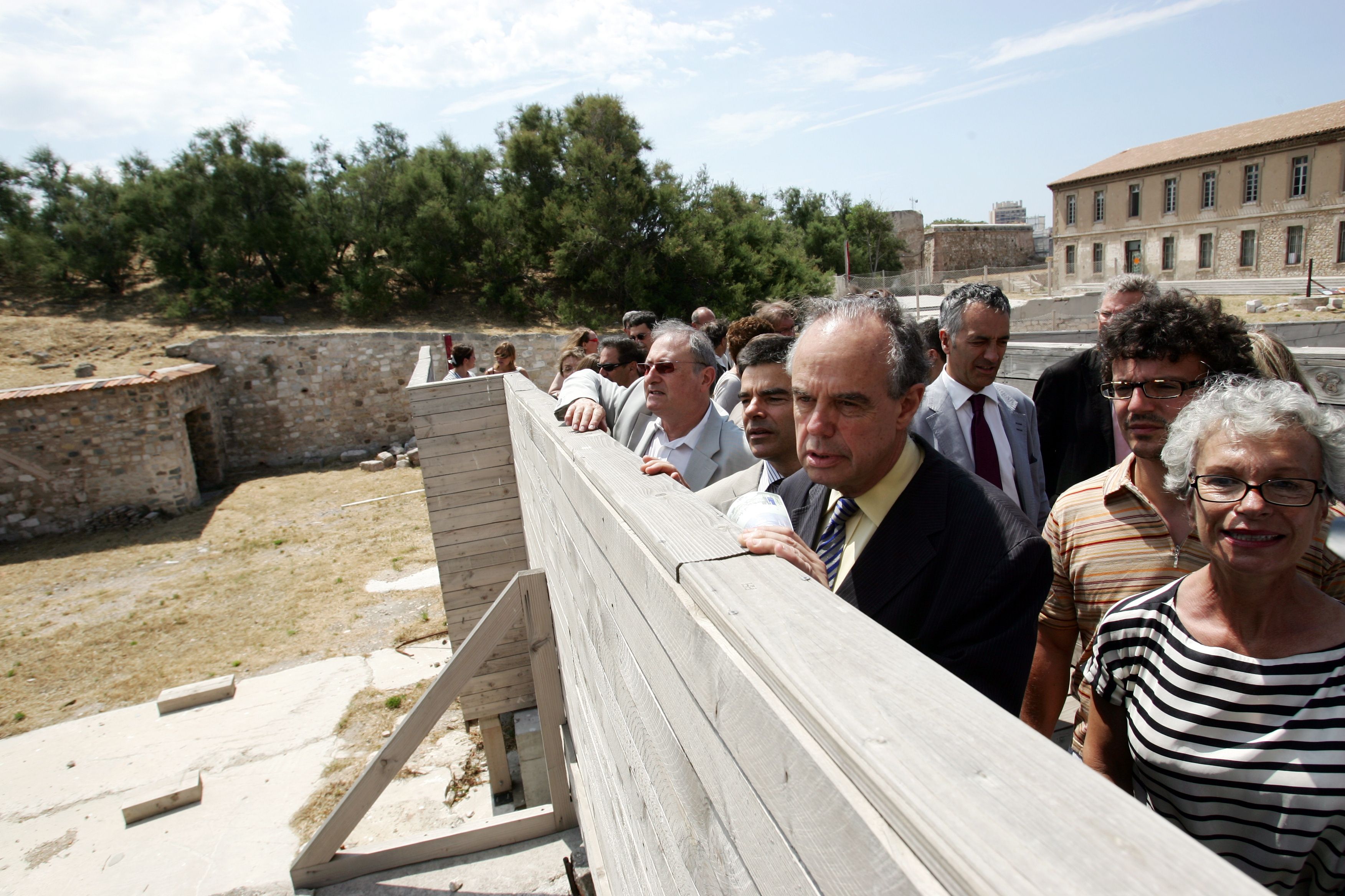 Visite de Frédéric Mitterrand au fort Saint-Jean, sur le site du futur Mucem / Photo Cyril Sollier