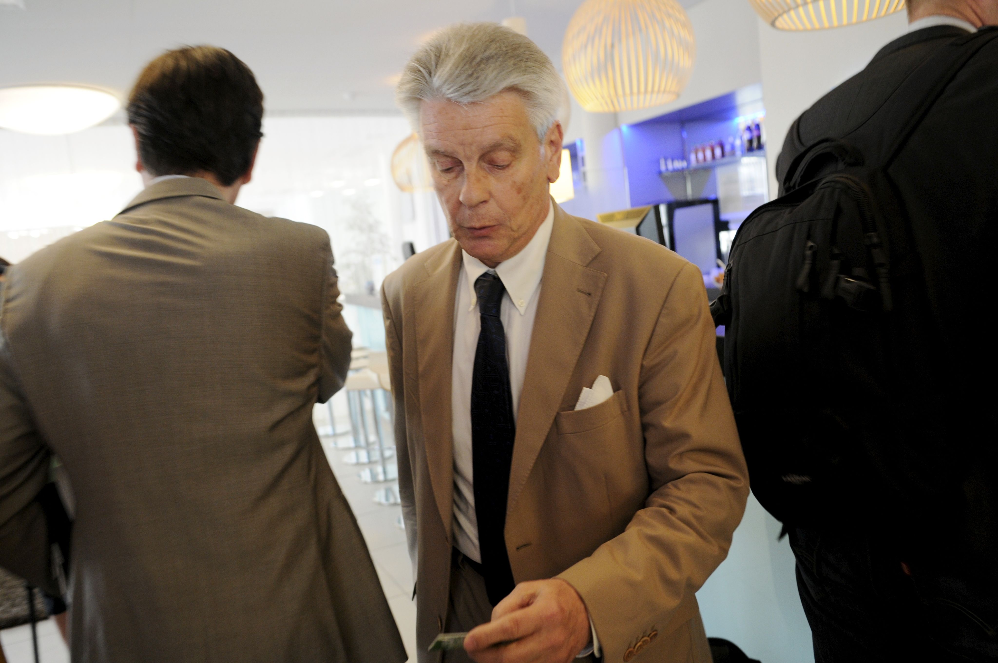 L'ancien ministre Alain Richard, chargé par Martine Aubry de mener une enquête interne / La Provence